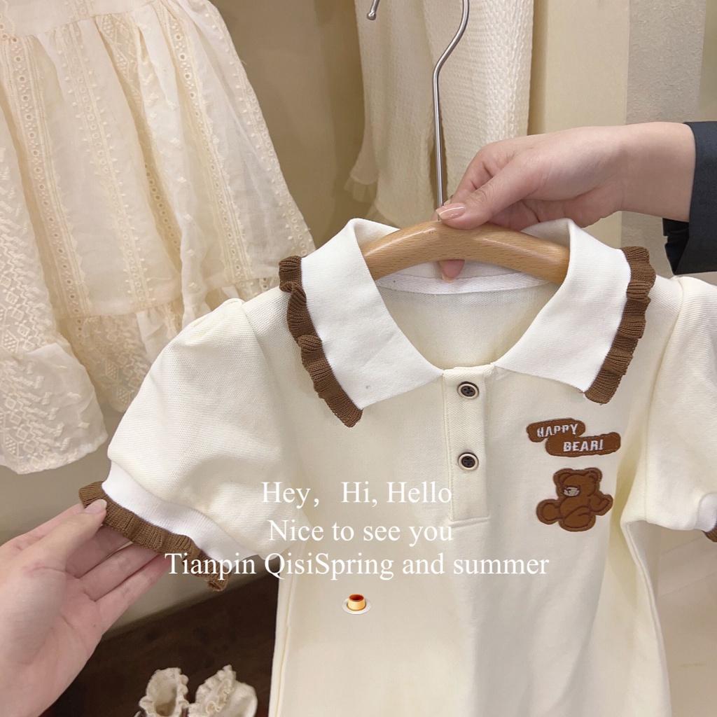 Set Áo Thun Polo In Hình Gấu Và Chân Váy Xếp Ly Dễ Thương Cho Bé Gái