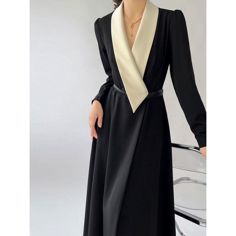 ĐẦM ĐEN NƠ NGỰC BẸT VAI 2 DÂY TAY BO RỚT VAI