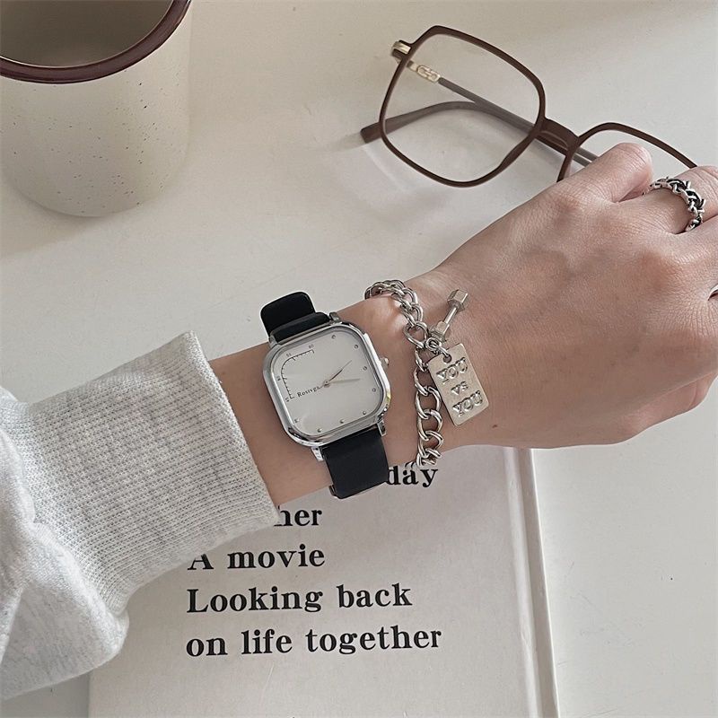 Đồng Hồ Đeo Tay Mặt Vuông Nhỏ Đơn Giản Phong Cách Preppy