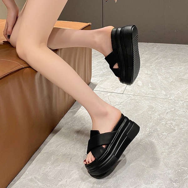 Dép Sandal Đế Xuồng Thời Trang Mùa Hè 2023 Cho Nữ