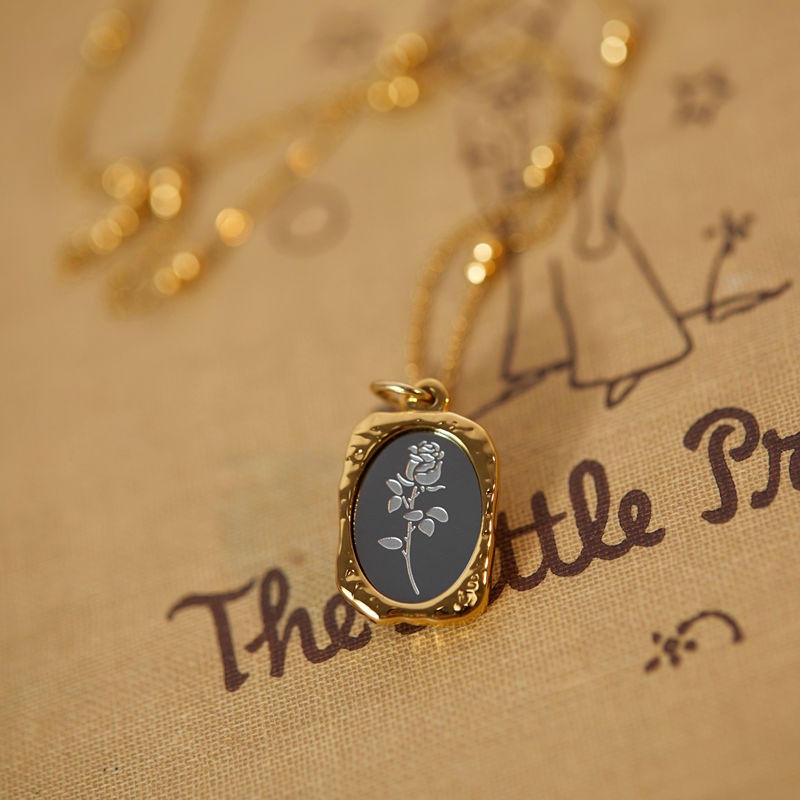 Vòng cổ Thép Titan Nhẹ Phong Cách Pháp Sang Trọng Cho Nữ 2023