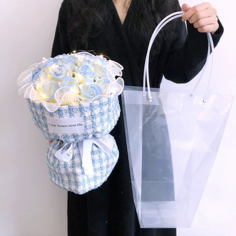 Bó Hoa Hồng Sáng Tạo Dùng Làm Quà Tặng Cho Bạn Gái / Bạn Gái