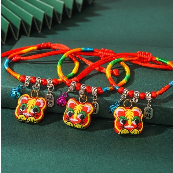 Vòng Tay Dây Thừng Nhiều Màu Sắc Có Chuông Hình Hổ zongzi Có Thể Điều Chỉnh Cho Trẻ Em