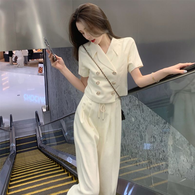 Hàng Mới Về Set Đồ Hai Mảnh Áo Khoác Nhẹ Phong Cách Mới Đơn Giản Chất Lượng Cao Cho Nữ