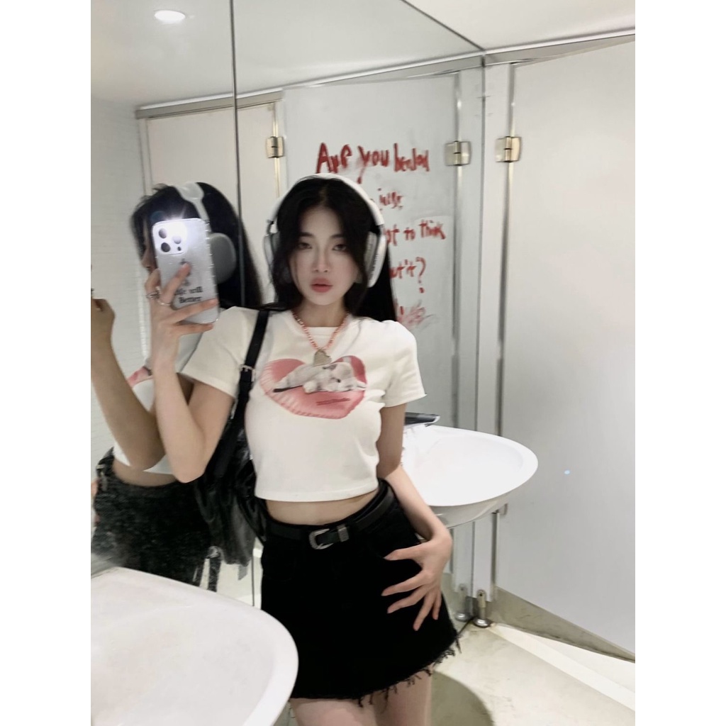 Áo Thun Nữ Ngắn Tay Hở Vai Ôm Eo Thời Trang