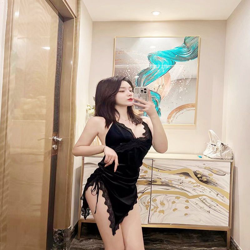 Đầm Ngủ Nhung Mini Xẻ Tà Cao Gợi Cảm Phong Cách Hoàng Gia Mới Bán Chạy ~ Phong Cách Mới