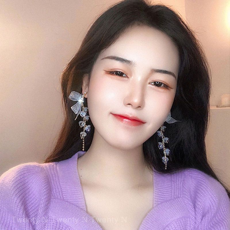 Khuyên Tai Tua Rua Dài Đính Đá Sang Trọng