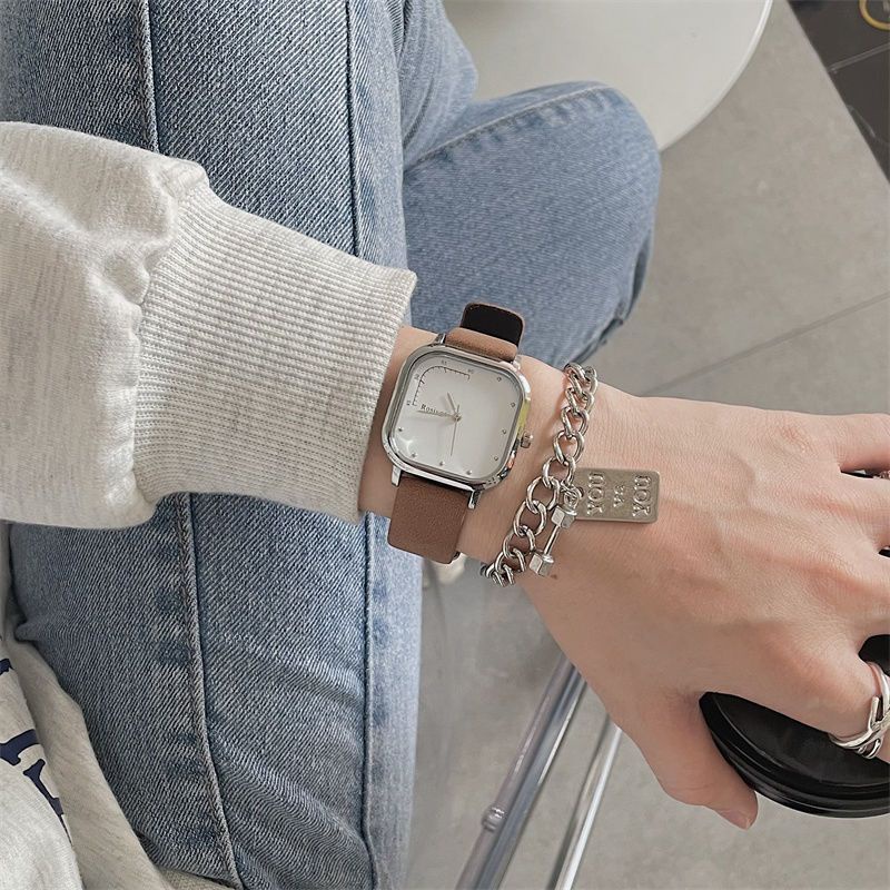 Đồng Hồ Đeo Tay Mặt Vuông Nhỏ Đơn Giản Phong Cách Preppy