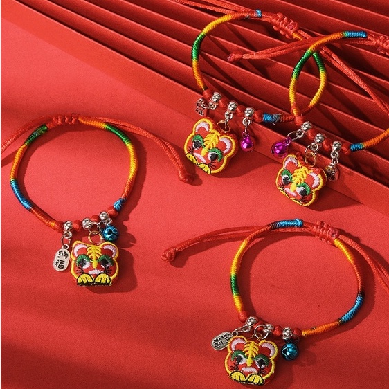 Vòng Tay Dây Thừng Nhiều Màu Sắc Có Chuông Hình Hổ zongzi Có Thể Điều Chỉnh Cho Trẻ Em