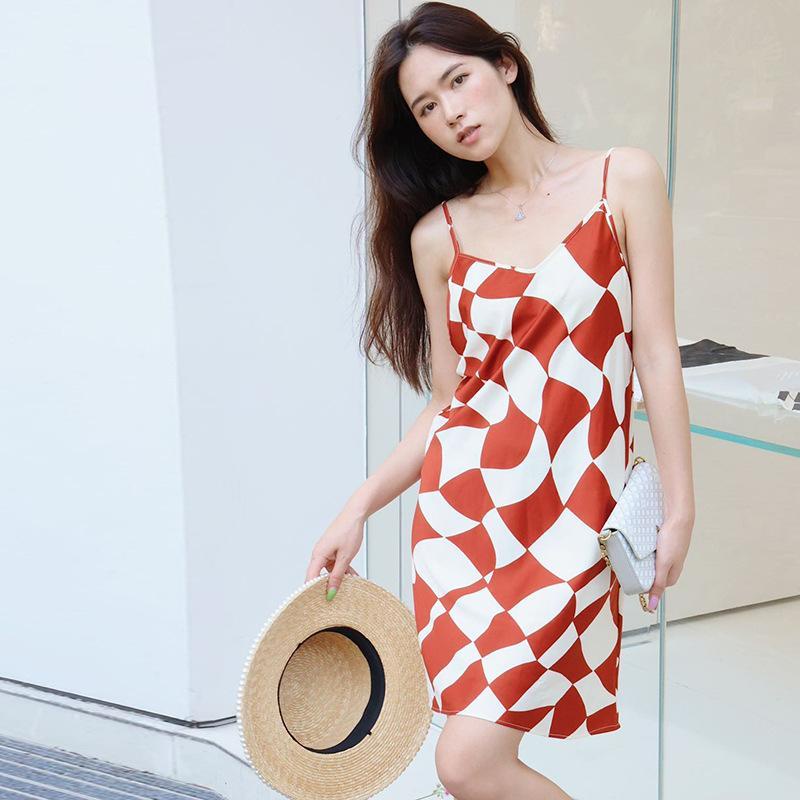 Hàng Mới Về Bán Chạy ~ Đầm Ngủ Hai Dây Cỡ Lớn Kẻ Caro Phong Cách Hàn Quốc Quyến Rũ Cho Nữ