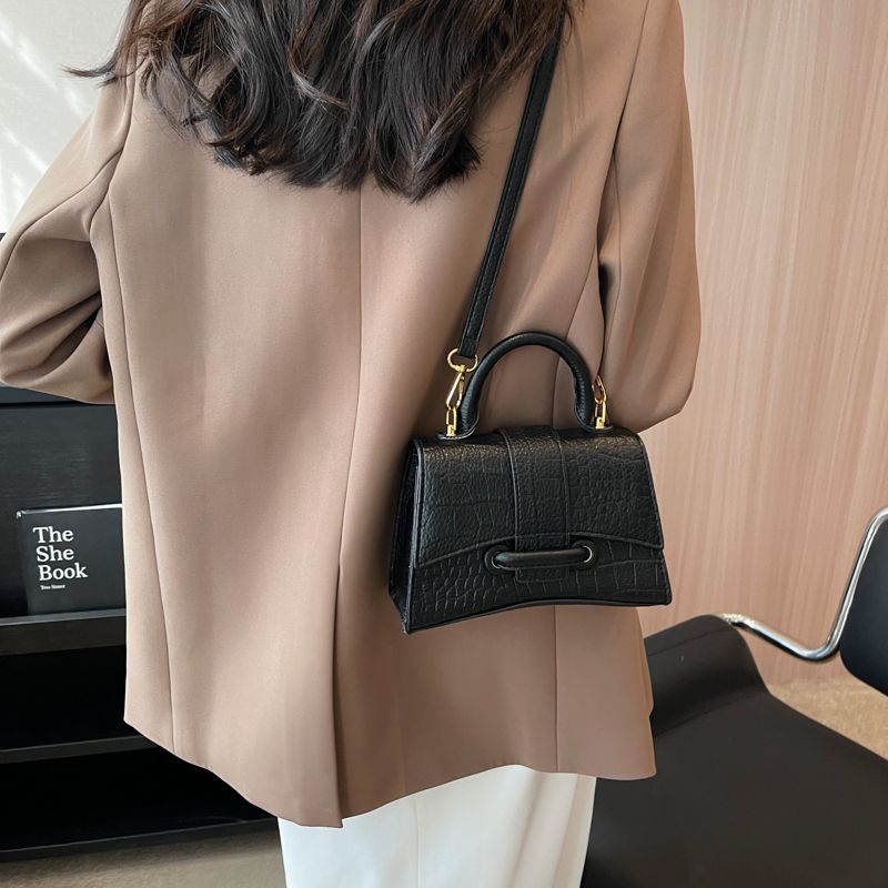 Túi Đeo Chéo Hình Vuông Nhỏ Phong Cách Mới Hợp Thời Trang Xuân Hè Cho Cặp Đôi