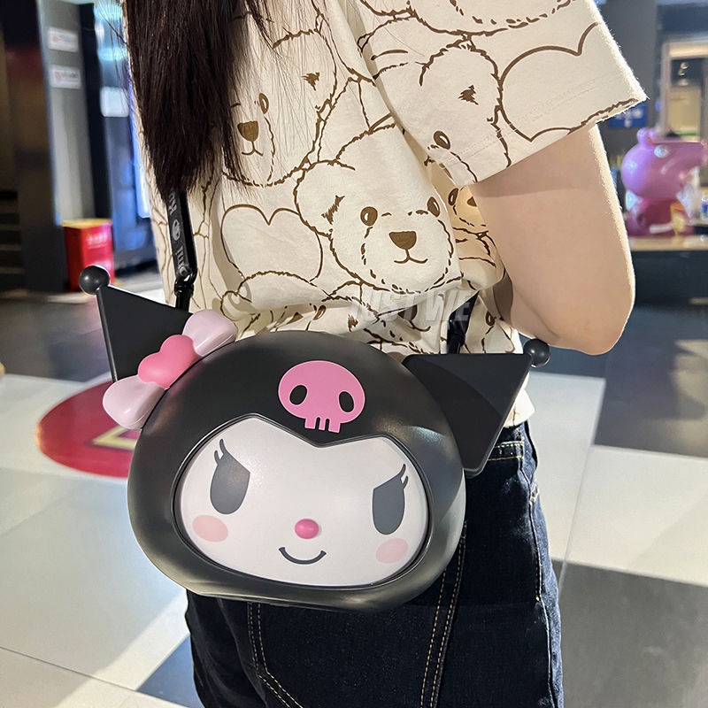 Bình Nước Hình Kuromi Hoạt Hình Dễ Thương