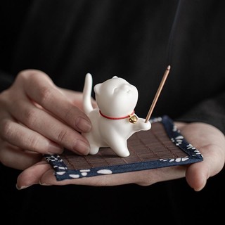 Đế đốt trầm hương bằng sứ hình mèo kitty dễ thương