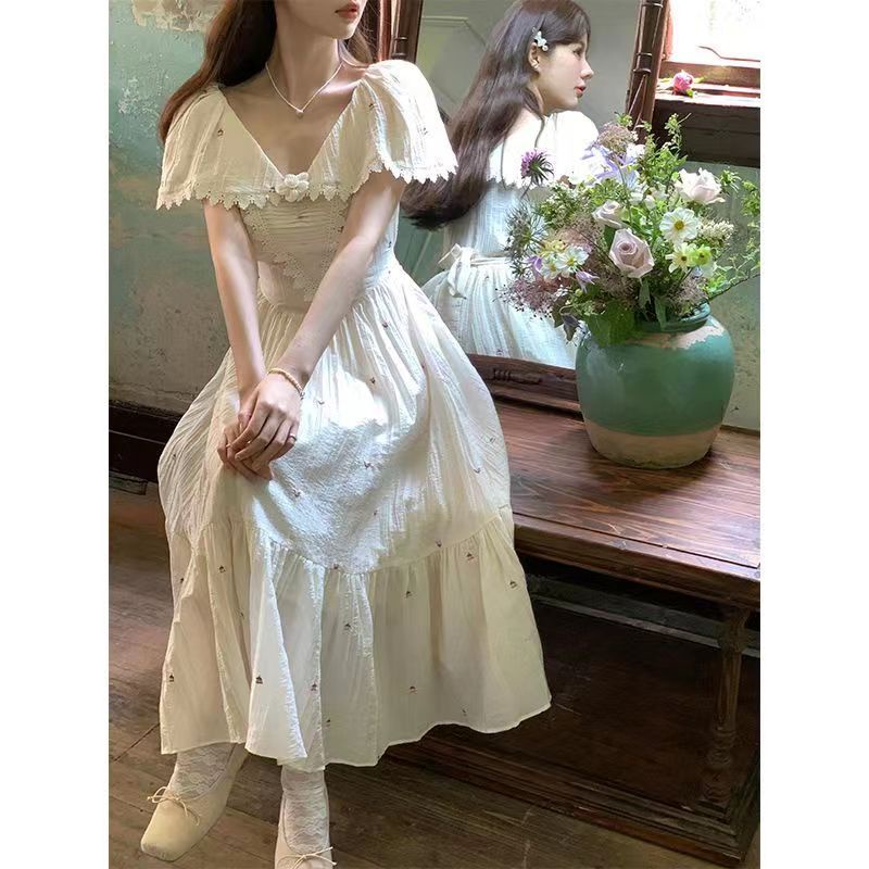 Đầm Dài Vừa In Họa Tiết Ngọt Ngào Phong Cách Retro Pháp 2023 6.13 Cho Nữ