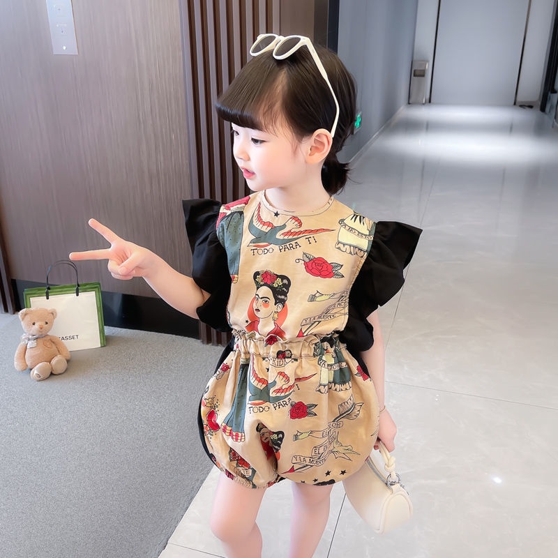 Hàng Mới Về Bộ Áo Liền Quần Tay Ngắn Phối Ren Hoa Thời Trang Mùa Hè 2023 Dành Cho Bé Gái