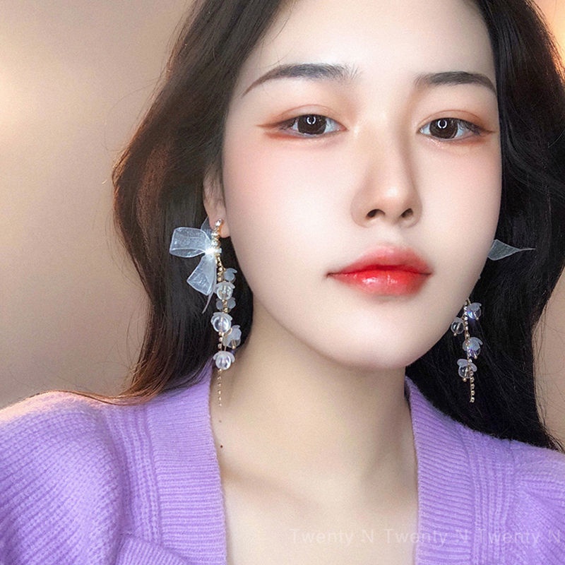 Khuyên Tai Tua Rua Dài Đính Đá Sang Trọng