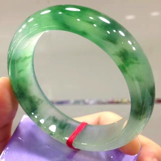 Vòng đeo tay kèm gối và vòng tay dễ thương xinh xắn vòng tay ngọc bích tự nhiên nhiều màu sắc cho nữ