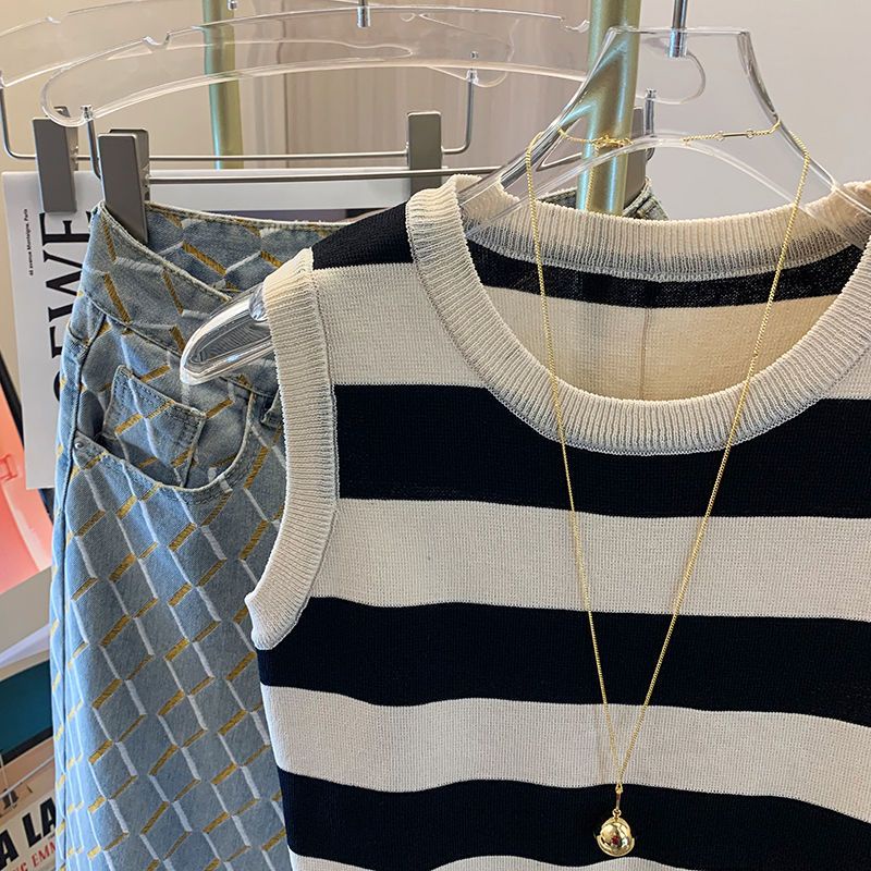 Áo Thun Dệt Kim Sát Nách Cổ Tròn Hoạ Tiết Kẻ Sọc Cho Phái Nữ