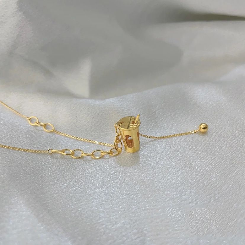 Vòng cổ Hình Ly Trà Sữa Màu Vàng Sang Trọng Thời Trang Mùa Thu Cho Nữ