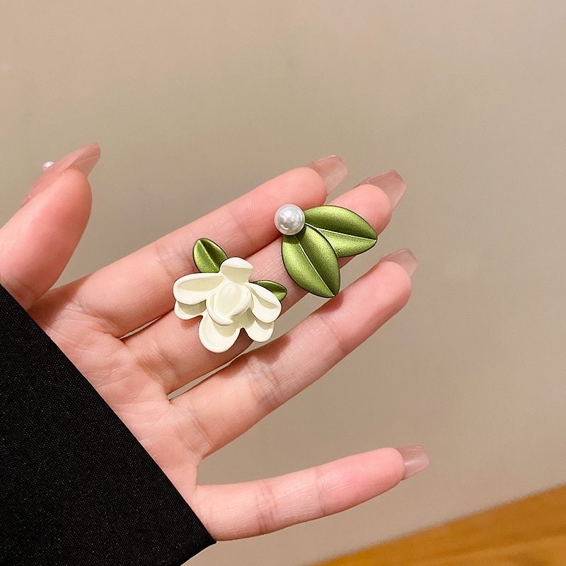 Khuyên Tai Hình Hoa Đính Ngọc Trai Nhân Tạo Thời Trang 2023