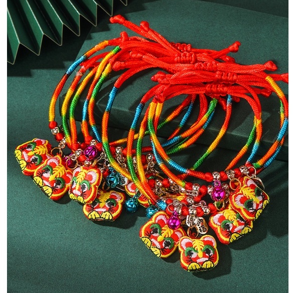 Vòng Tay Dây Thừng Nhiều Màu Sắc Có Chuông Hình Hổ zongzi Có Thể Điều Chỉnh Cho Trẻ Em