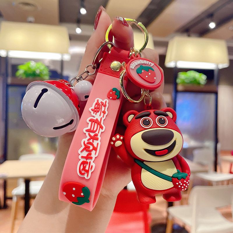 Móc Khóa Hình Gấu Dâu Tây Dễ Thương FT5018