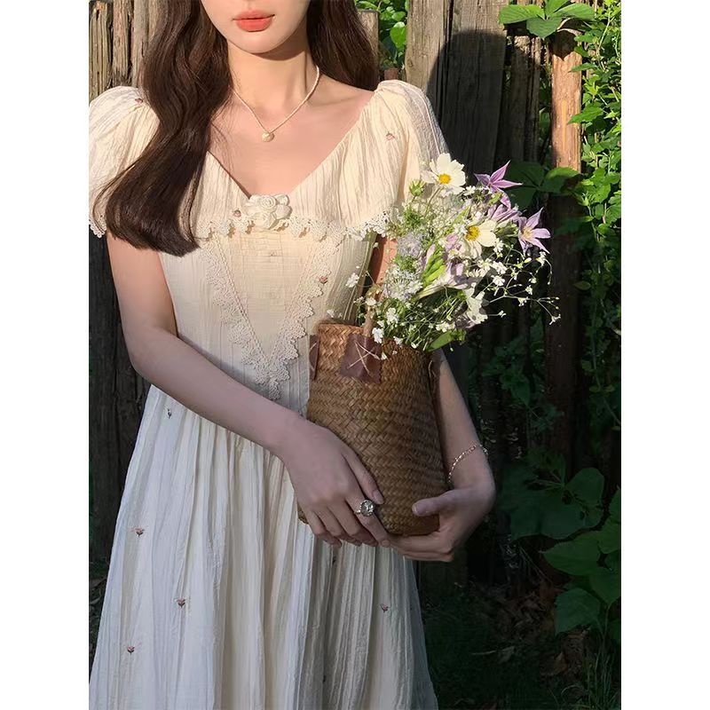 Đầm Dài Vừa In Họa Tiết Ngọt Ngào Phong Cách Retro Pháp 2023 6.13 Cho Nữ