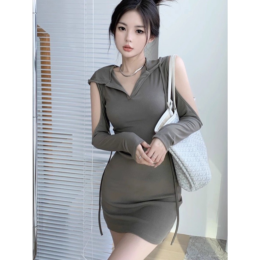 Mẫu Mới Nhất Đầm Tay Dài Có Mũ Trùm Đầu Màu Trơn Phối Dây Buộc Eo Hẹp Thiết Kế Cá Tính Cho Nữ