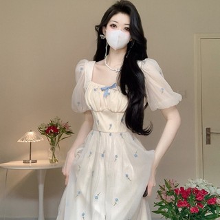 Đầm hoa cổ vuông tay phồng dáng chữ a nhẹ nhàng cho nữ小个子甜美温柔风方口领蝴蝶结碎花裙女中长款显瘦超仙森系初恋裙