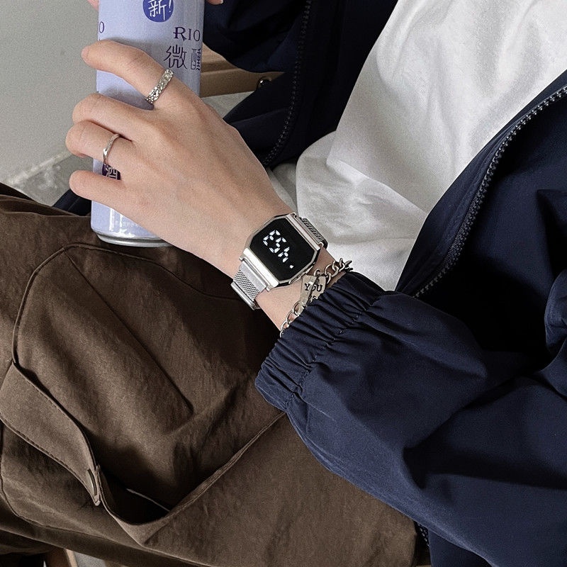 Đồng Hồ Điện Tử Nam Châm Thông Minh Đa Năng Phong Cách retro Cao Cấp Cho Nam