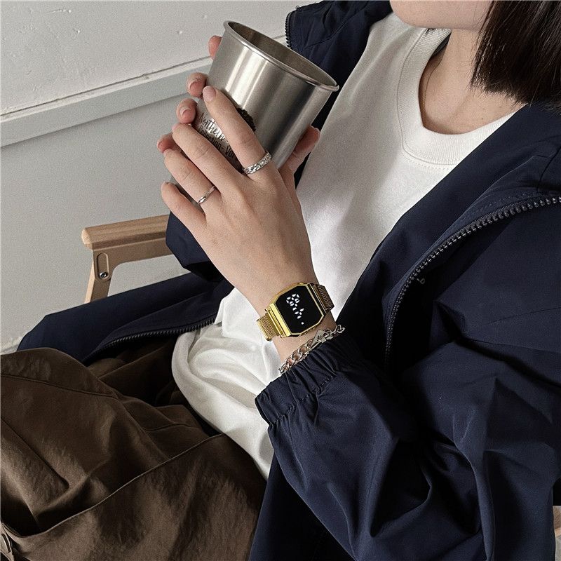 Đồng Hồ Điện Tử Nam Châm Thông Minh Đa Năng Phong Cách retro Cao Cấp Cho Nam