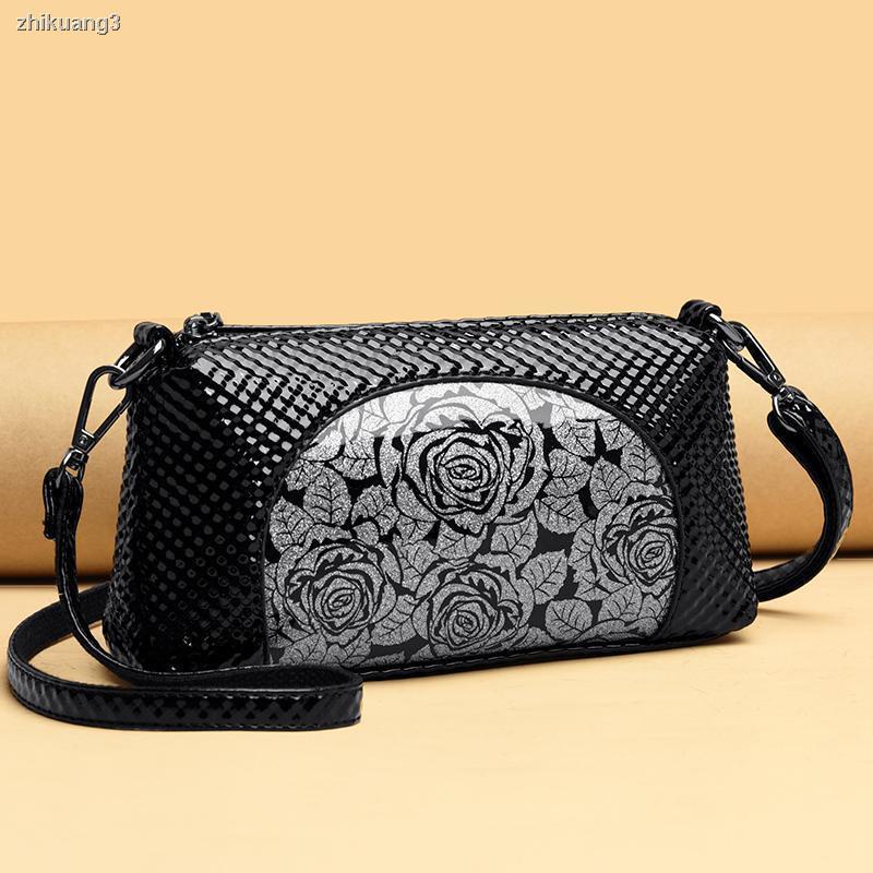 Túi Đeo Vai Bằng Da Bóng In Họa Tiết Da Báo Thời Trang Dễ Phối Đồ Cho Phụ Nữ Trung Niên