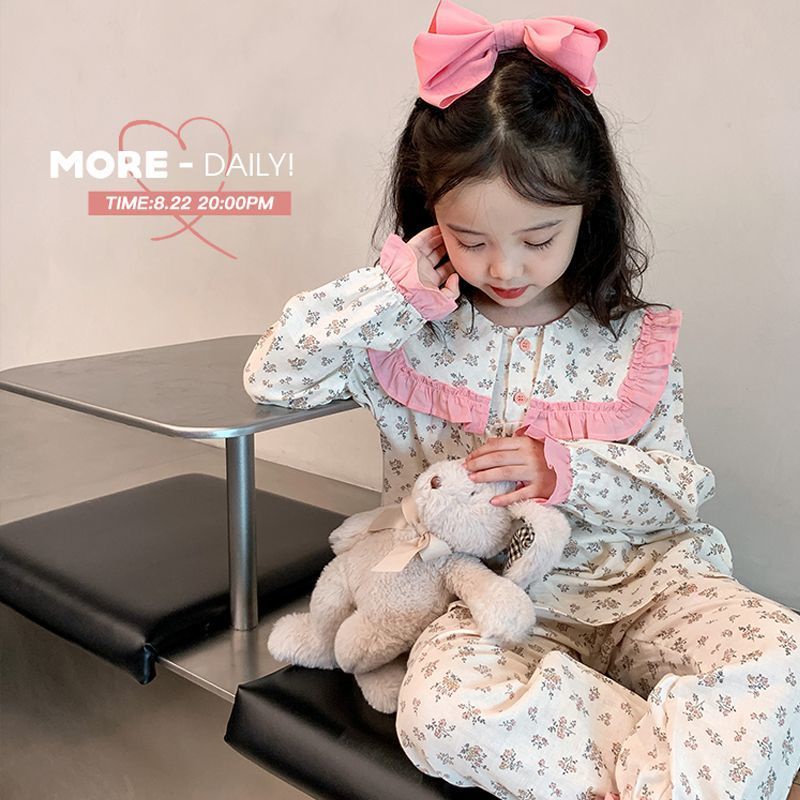 Bộ Đồ Ngủ Tay Dài Cổ Búp Bê In Hoa Dễ Thương Dành Cho Bé Gái