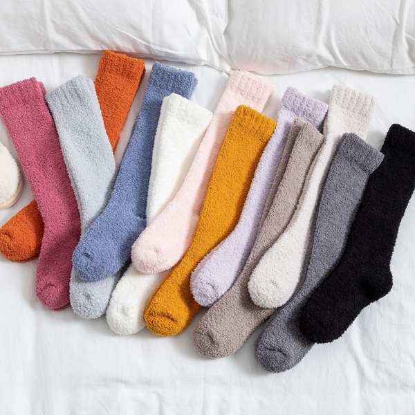 Vớ Lông Cừu San Hô Dày Dặn Giữ Ấm Mùa Đông Cho Nam Và Nữ