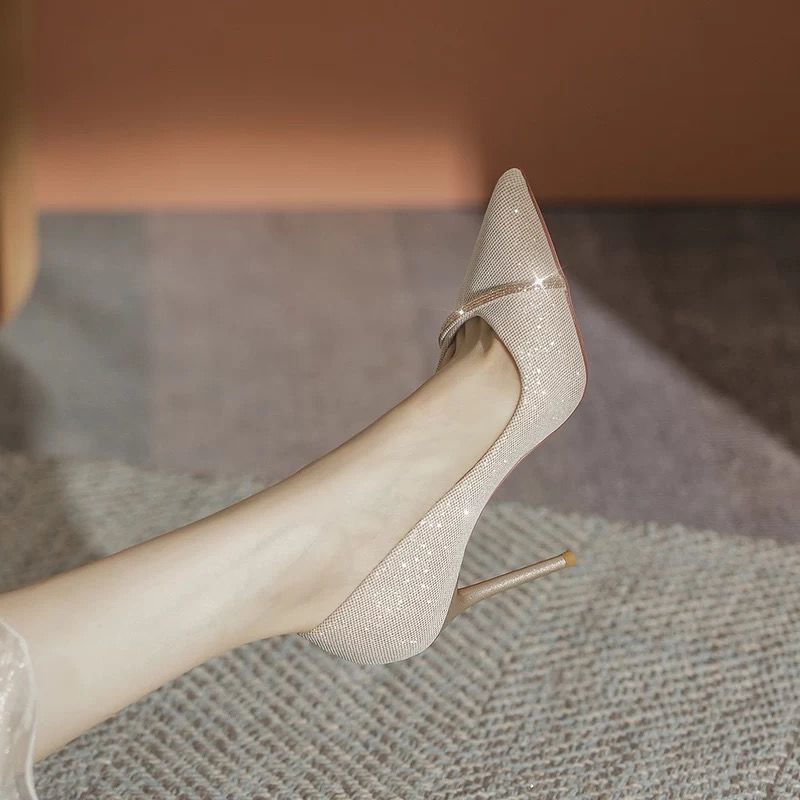 Giày Cao Gót Mũi Nhọn Phong Cách Mới Quyến Rũ Cho Nữ