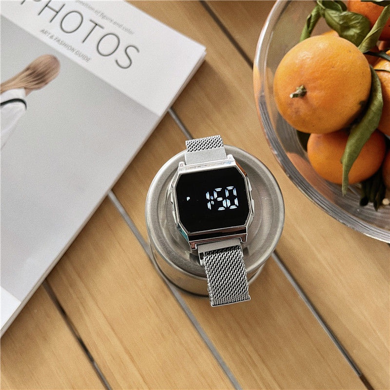 Đồng Hồ Điện Tử Nam Châm Thông Minh Đa Năng Phong Cách retro Cao Cấp Cho Nam