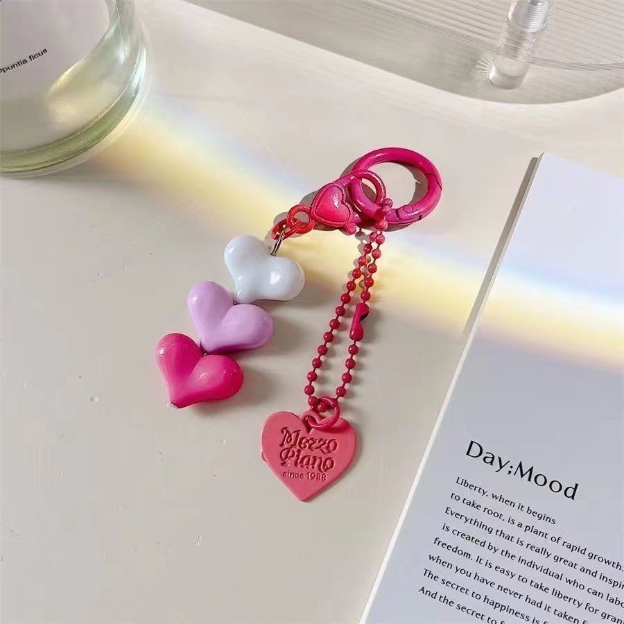 Móc Khóa Hình Trái Tim Màu gradient Đơn Giản Sáng Tạo Phong Cách Hàn Quốc Dành Cho Nam Nữ