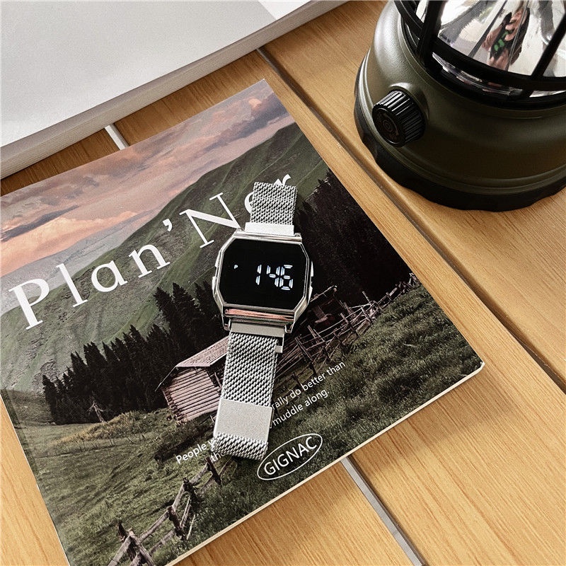 Đồng Hồ Điện Tử Nam Châm Thông Minh Đa Năng Phong Cách retro Cao Cấp Cho Nam