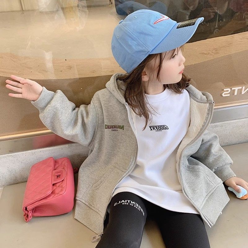 Áo Khoác Nỉ Dày Có Mũ Trùm In Chữ Phong Cách Mới Thời Trang Thu Đông Dành Cho Bé Gái