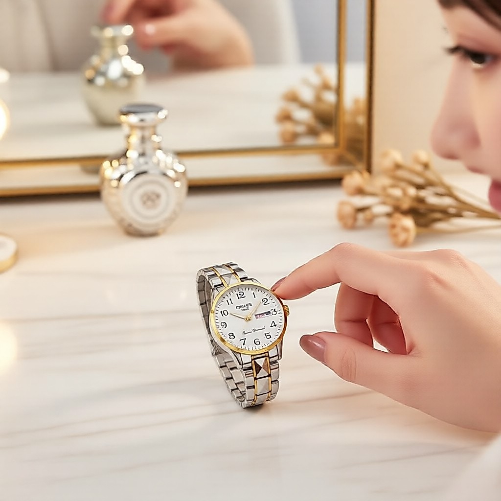 Đồng hồ nữ Oruss màu bạc, thép, mặt đôi lịch, kim dạ quang