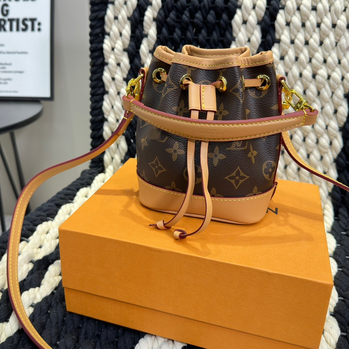 Louis Vuitton Old Flower Bucket Bag Túi Xách Vai Đơn Túi Đeo Chéo Túi Xách Vai Túi Xách Tay Túi Xách Nữ Dây Rút Túi Xách