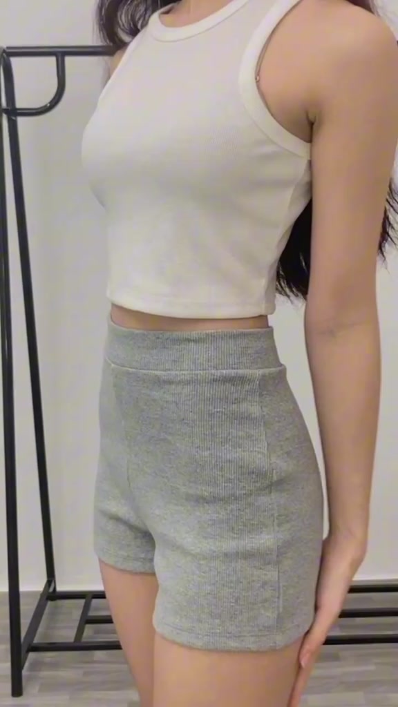 Quần đùi ôm nâng mông tôn dáng chất thun gân dày 38kg - 60kg | BigBuy360 - bigbuy360.vn
