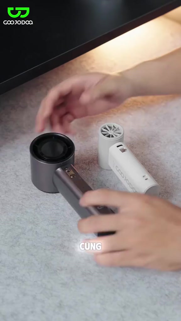 GOOJODOQ Quạt Mini GFS007 Gió di động mạnh 100 bánh tốc độ gió ​​Quạt cầm tay Turbo có thể điều chỉnh tốc độ cao ​​20000rpm cho thể thao ngoài trời | BigBuy360 - bigbuy360.vn