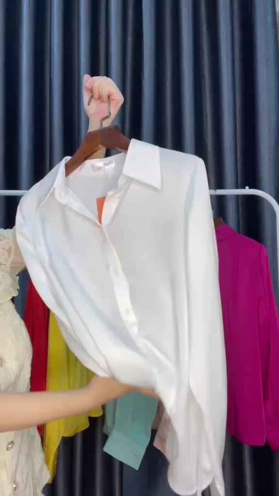 Áo sơ mi nữ dài tay màu trắng mặc đi làm công sở OXATYL M12 chất vải lụa mềm mại | BigBuy360 - bigbuy360.vn