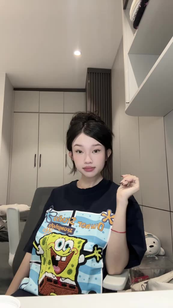 Áo bọt biển Unisex Owners Studio Chất CottongIn Hình Bọt Biển Siêu Nét | BigBuy360 - bigbuy360.vn