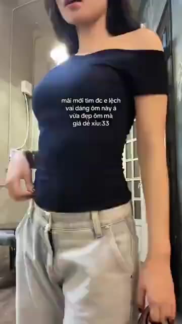 Áo Trễ Vai Ngắn Tay  Chất Thun Dày Dặn Thiết Kế Lệch Vai Ôm Sát Body Sexy Phong Cách Hàn Quốc | BigBuy360 - bigbuy360.vn