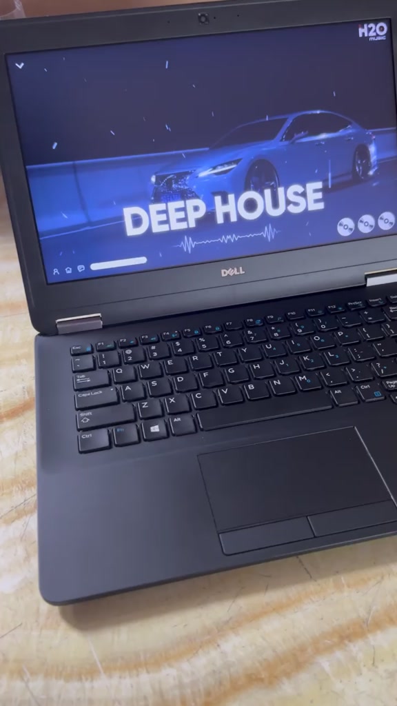 Máy tính laptop dell hàng chính hãng Ram 8GB Intel Core i5 - i7 ổ SSD 256GB màn 14", 15.6 - Tặng kèm túi đựng | BigBuy360 - bigbuy360.vn
