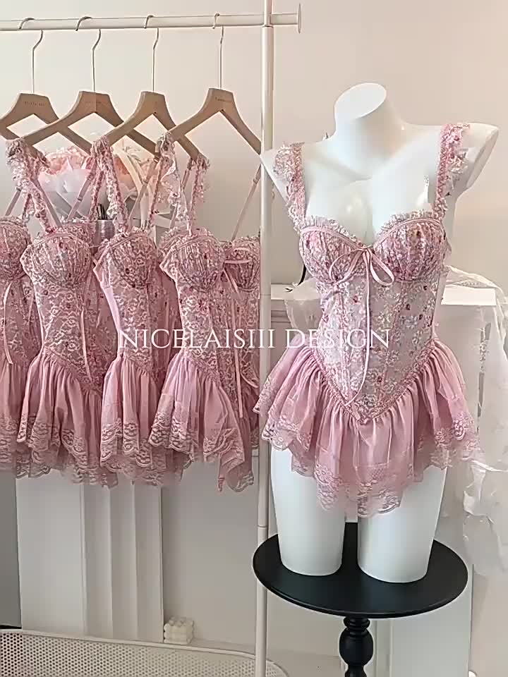 Váy ngủ sexy cánh tiên ren hoa có gọng kèm garter nịt tất gợi cảm sang chảnh áo corset định hình dáng xoè quyến rũ N820 | BigBuy360 - bigbuy360.vn