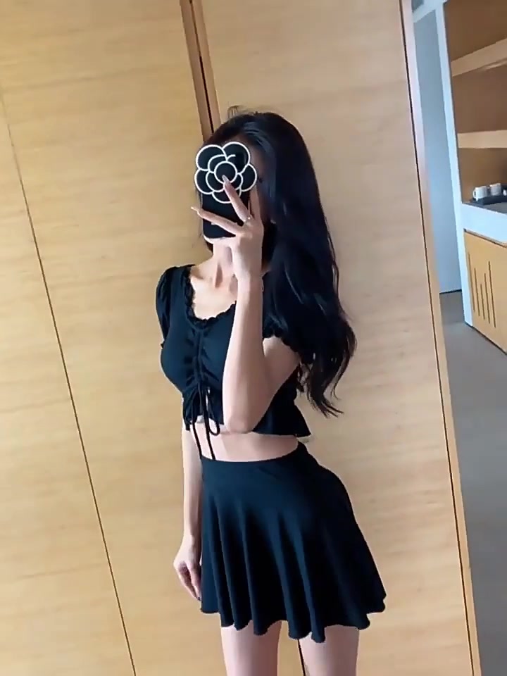 👙 Set Đồ Bơi Nữ Đi Biển Phong Cách Hàn Quốc Kín Đáo Mà Quyến Rũ - Hàng Quảng Châu | BigBuy360 - bigbuy360.vn