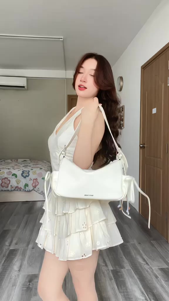 [DEAL ĐỘC QUYỀN SHOPEE] Túi Đeo Vai Dáng Mềm Cloudy MATE MADE Lọ Lem Da Pu Cao Cấp Size 28 Hợp Đi Làm Đi Chơi | BigBuy360 - bigbuy360.vn